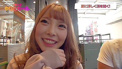 看護師をしているおさんがエロい腰使いで淫乱騎乗位！激しい腰振りでイキまくる